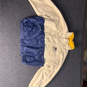 Nautica Blue and Cream Windbreaker Jacket Hooded Full Zip Button Up Puffer